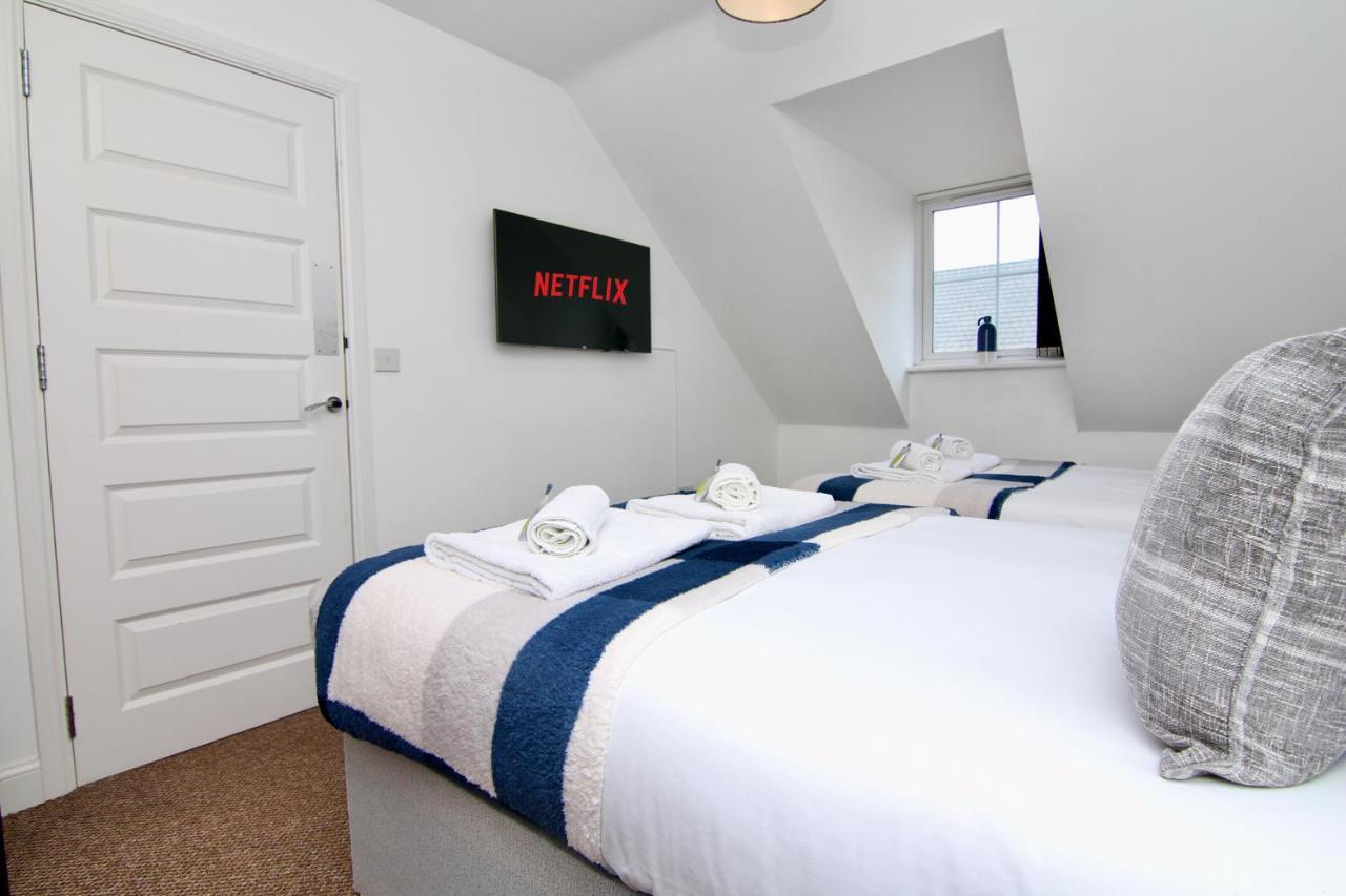 Canalview House - Fully Furnished Coventry City Centre Home Buitenkant foto