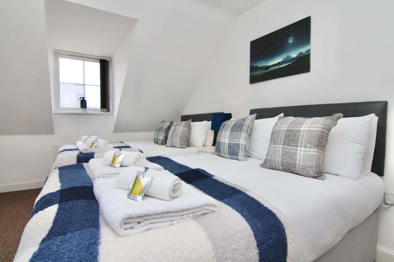 Canalview House - Fully Furnished Coventry City Centre Home Buitenkant foto