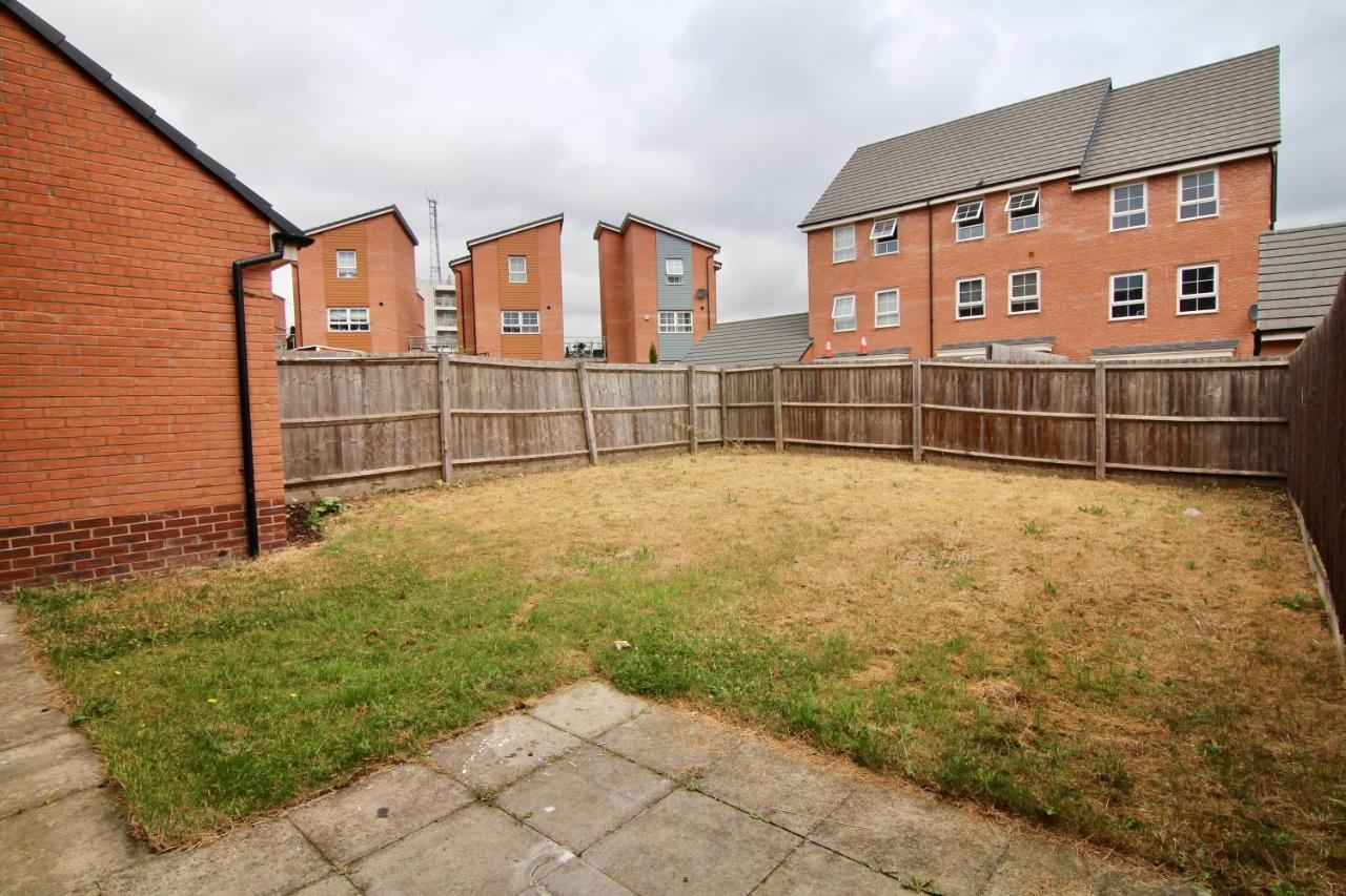 Canalview House - Fully Furnished Coventry City Centre Home Buitenkant foto